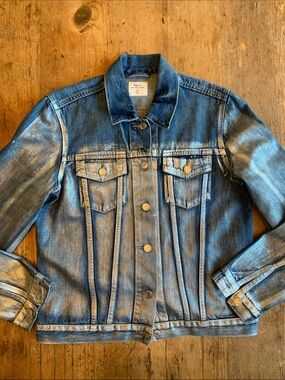 GAP Medium Metallic Blue Denim Jacket
